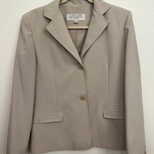 Larry Levine Women’s Cream Suit With Skirt